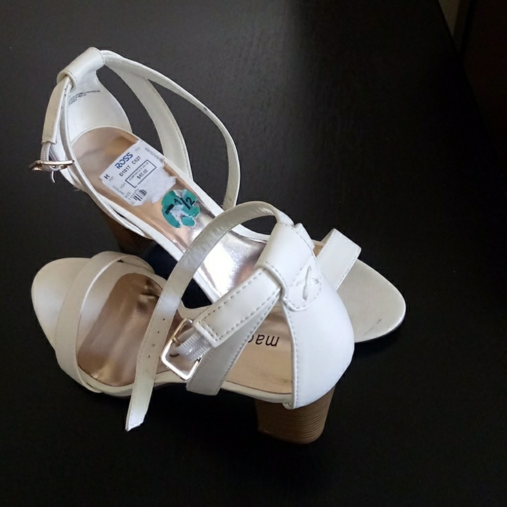 Shoes - Picture 3 of 3